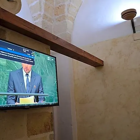 Apulia '800 לינה וארוחת בוקר סן פייטרו ורנוטיקו